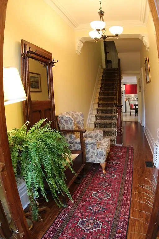 Toronto Garden Inn