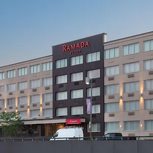 Hotel Ramada Plaza By Wyndham ***