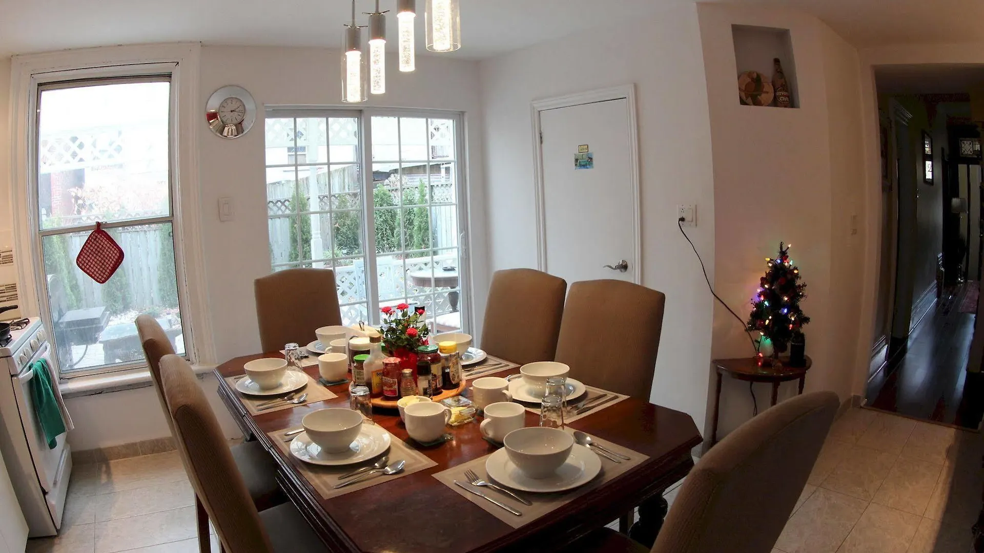 Toronto Garden Inn Bed & Breakfast