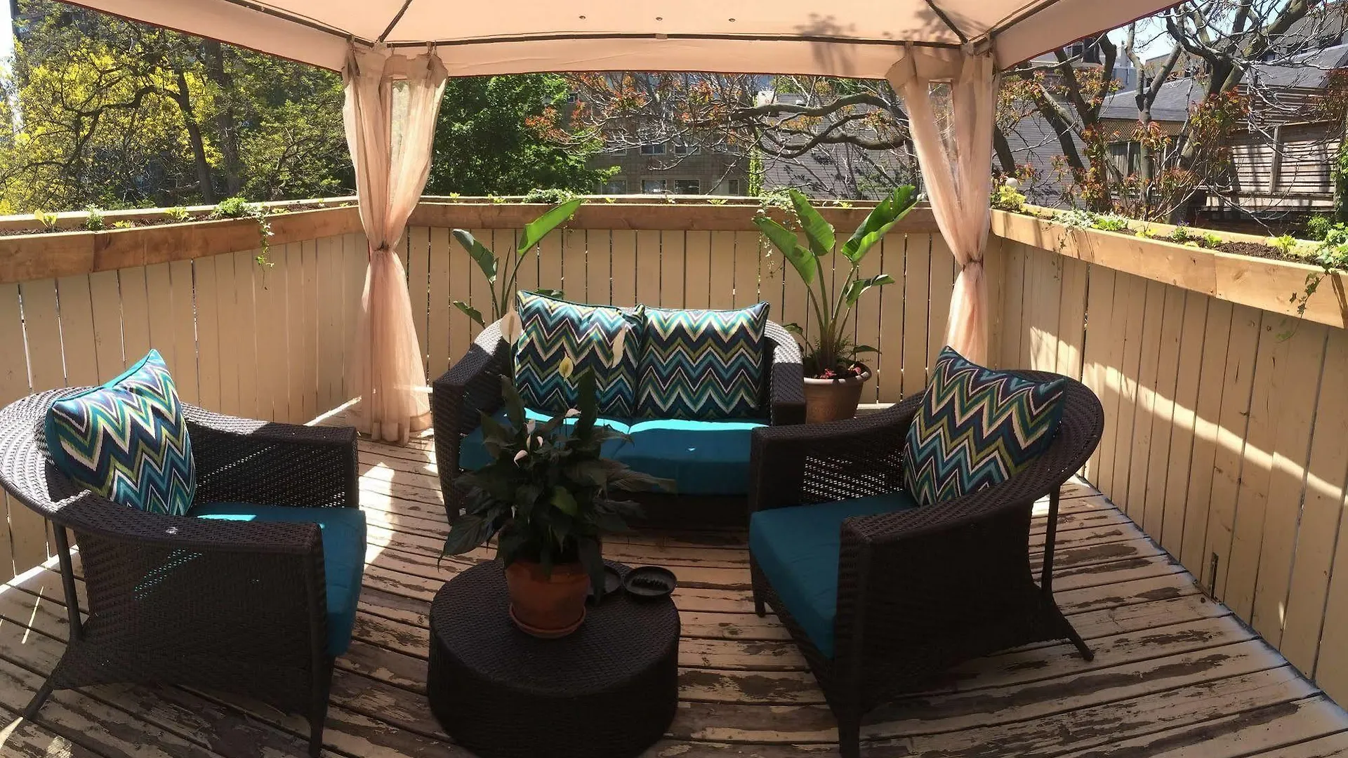 *** Bed & Breakfast Toronto Garden Inn Canada